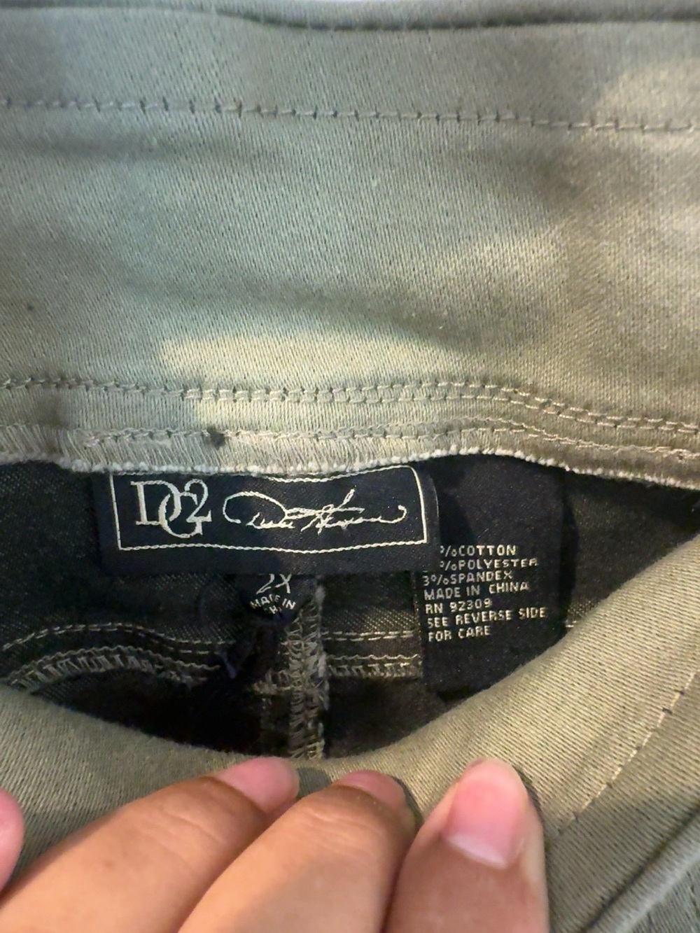 DQ² by DQ Collection Olive Green Pull-On Skinny Pants 2X Button Front Stretch - Picture 2 of 7